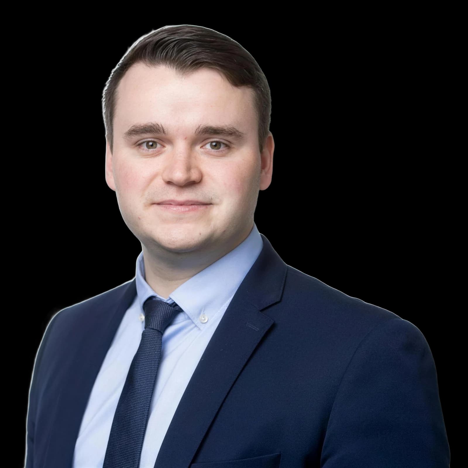 Jacob Rapp, E-Commerce- und KI-Berater, im dunkelblauen Anzug